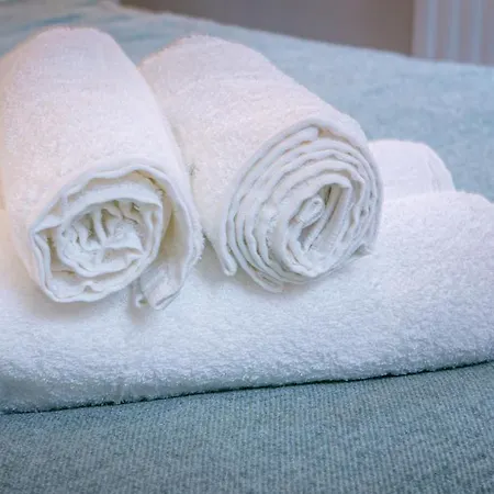 Spacious Ground Floor *